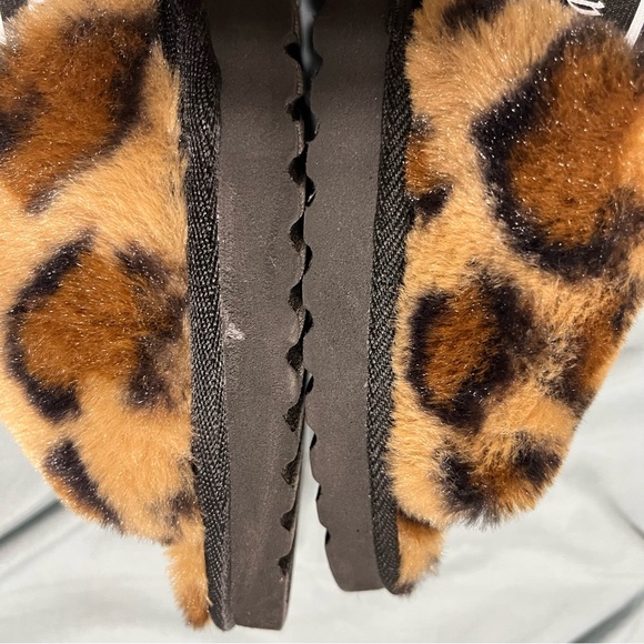 Juicy Couture Fuzzy Leopard Print Slides with Straps size 9 - Picture 7 of 14